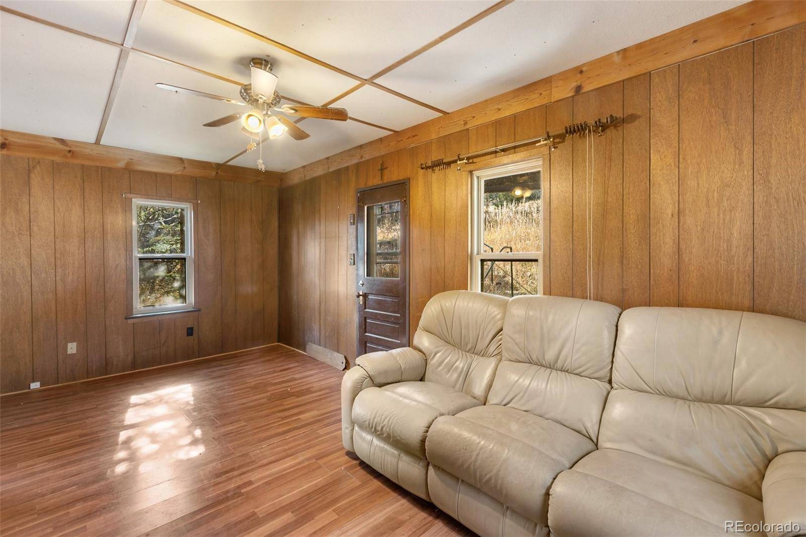 Green Mountain Falls, CO 80819,6885 Colorado ST