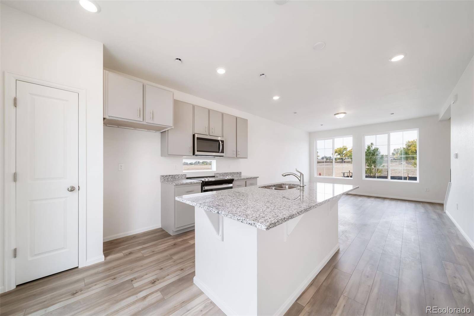 Aurora, CO 80019,22103 E 38th PL
