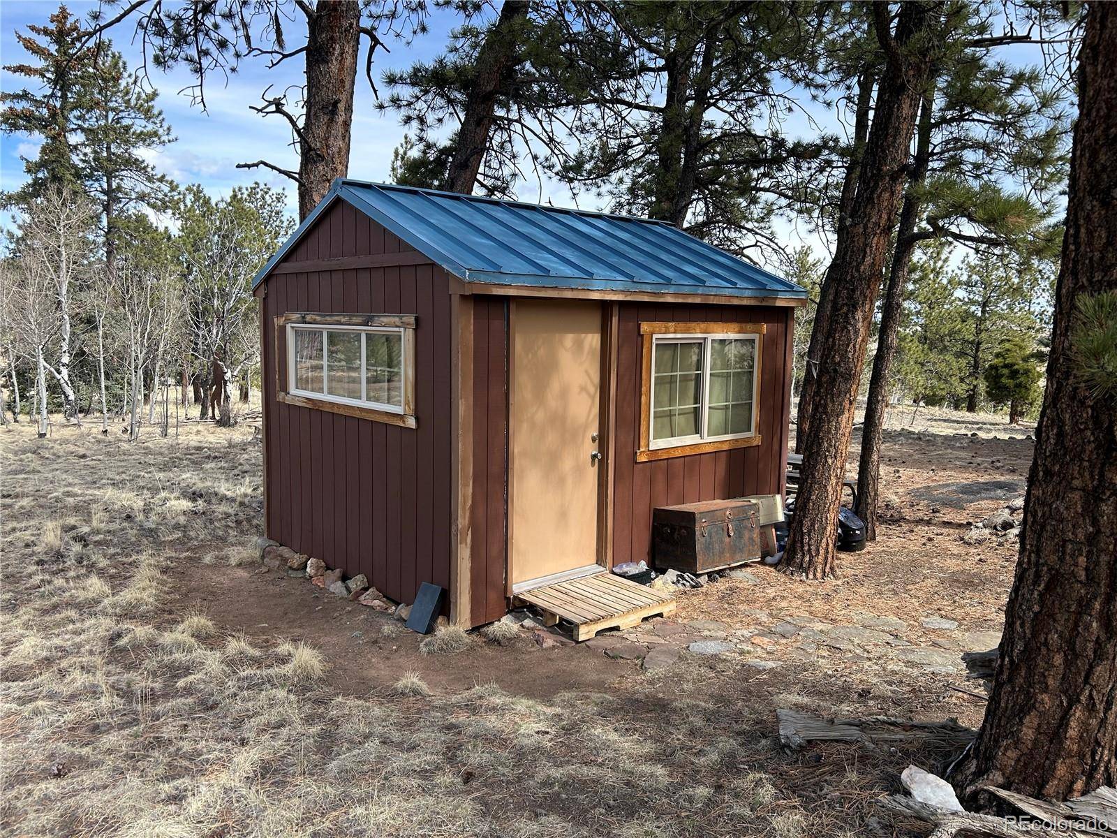 Hartsel, CO 80449,4612 Campfire RD