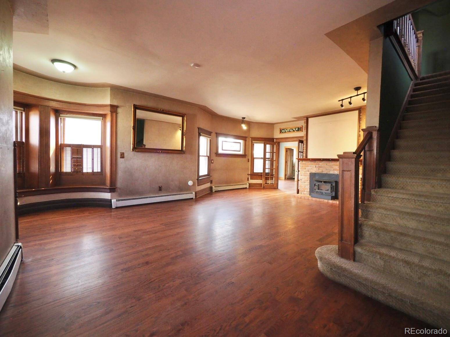 Colorado Springs, CO 80907,21 W Polk ST