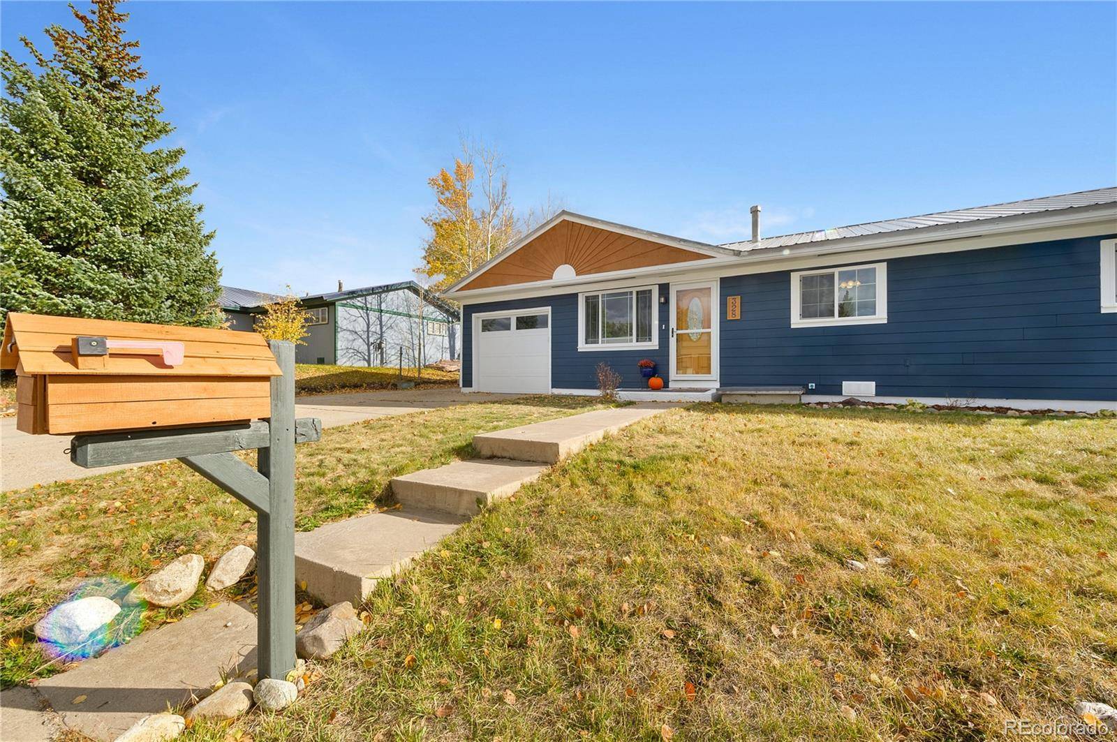 Leadville, CO 80461,328 Mount Yale DR