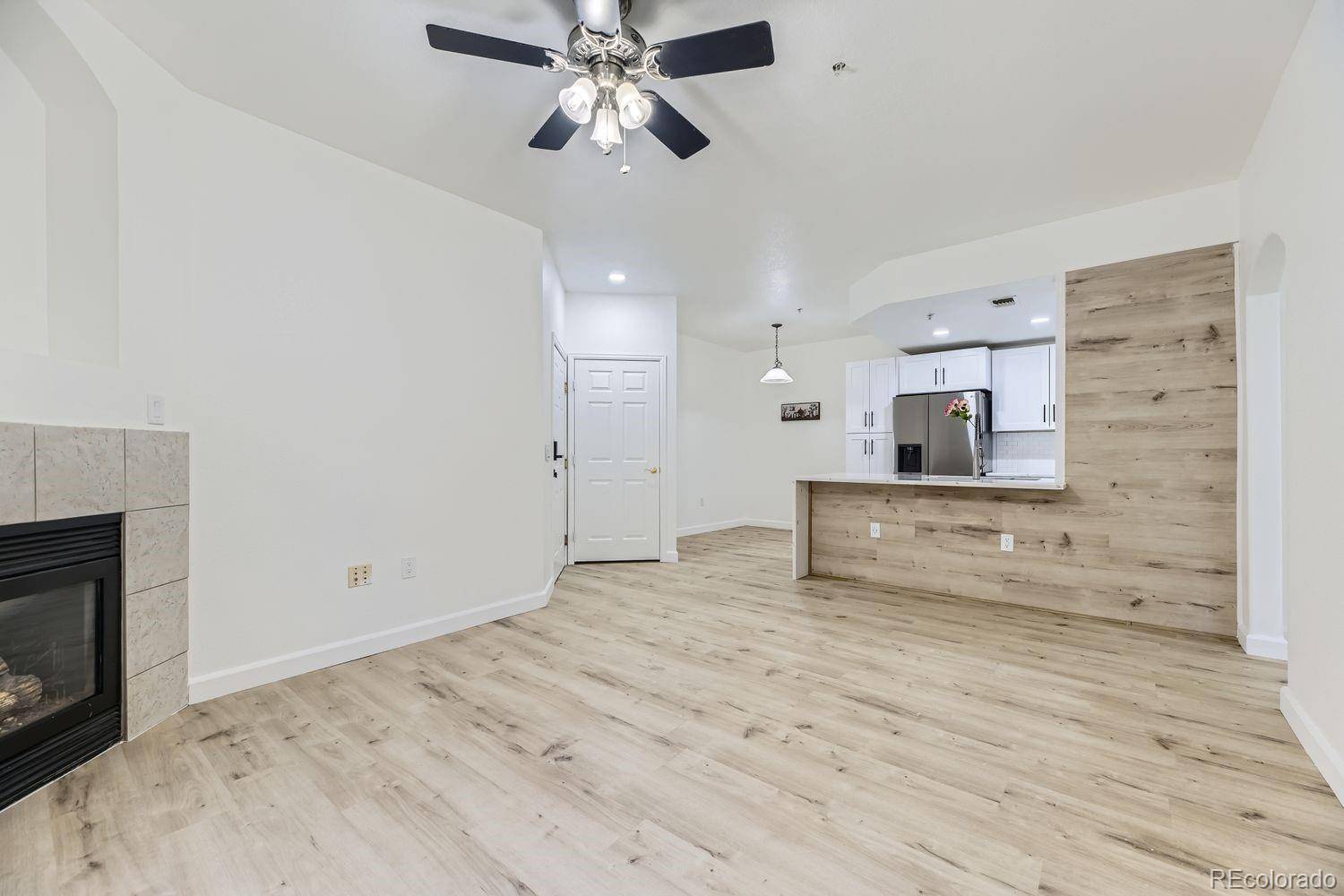 Englewood, CO 80112,7440 S Blackhawk ST #15-103