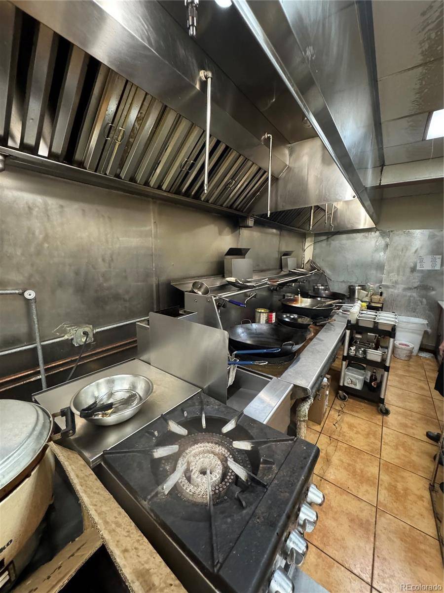Denver, CO 80231,10005 E Hampden AVE