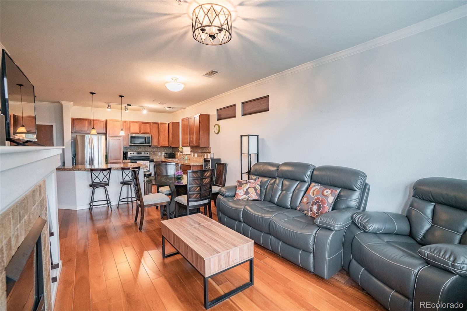Broomfield, CO 80020,13456 Via Varra #225