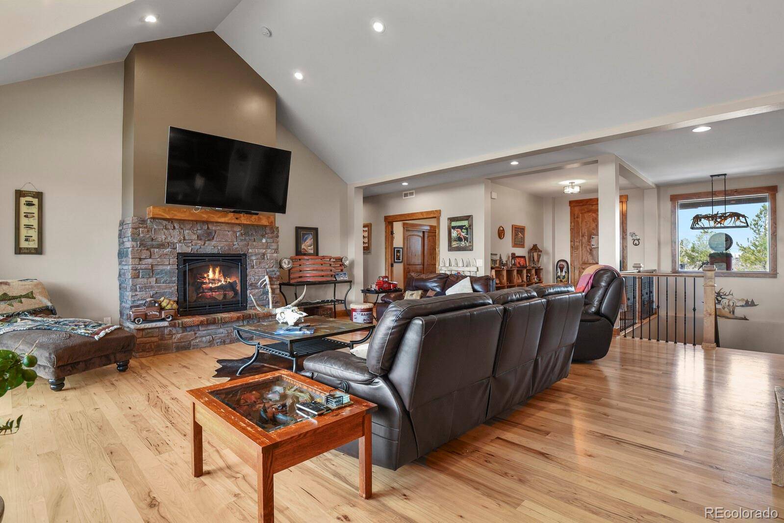 Larkspur, CO 80118,5800 Elk View CT
