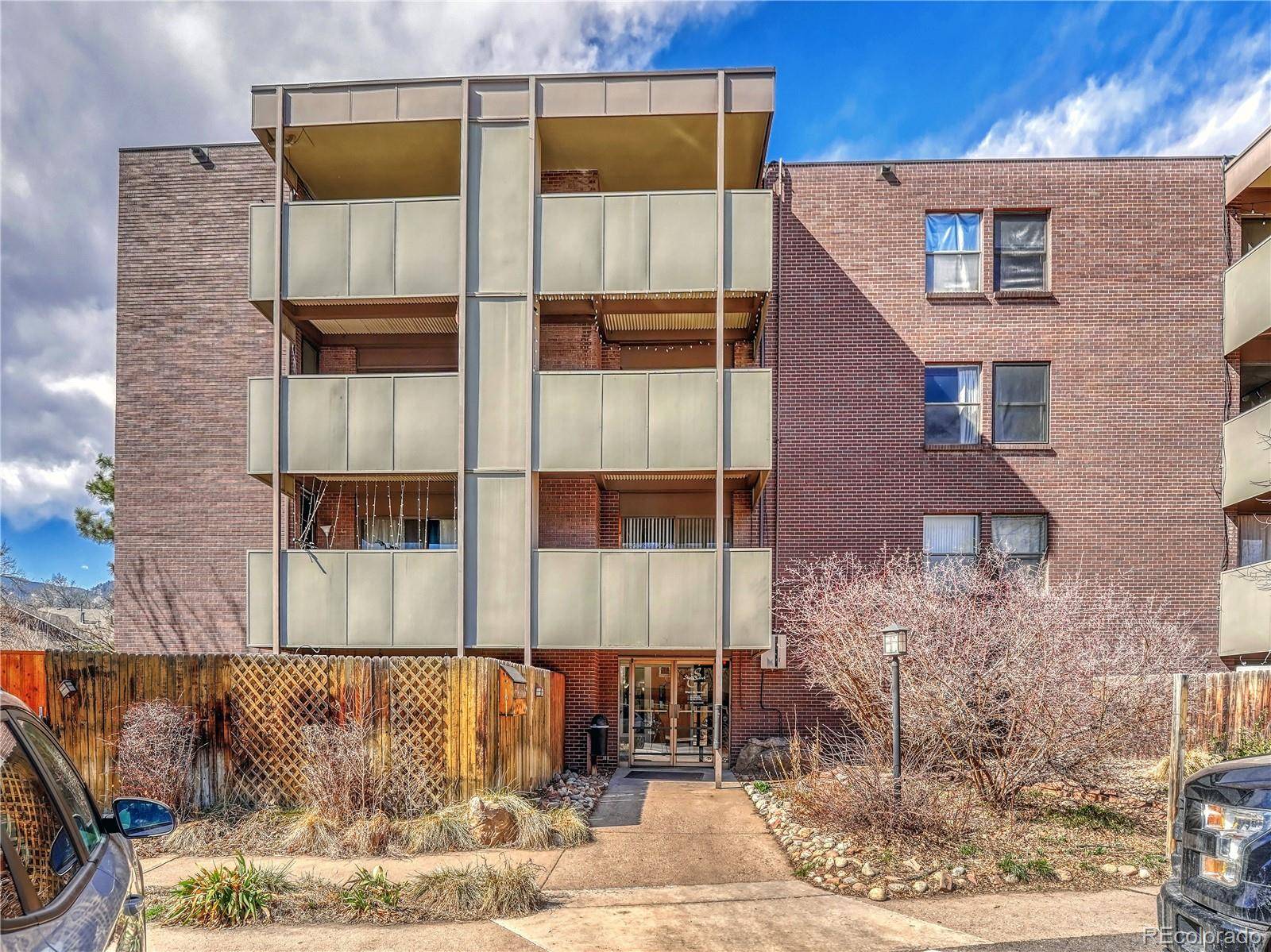 Boulder, CO 80302,2227 Canyon BLVD #312A
