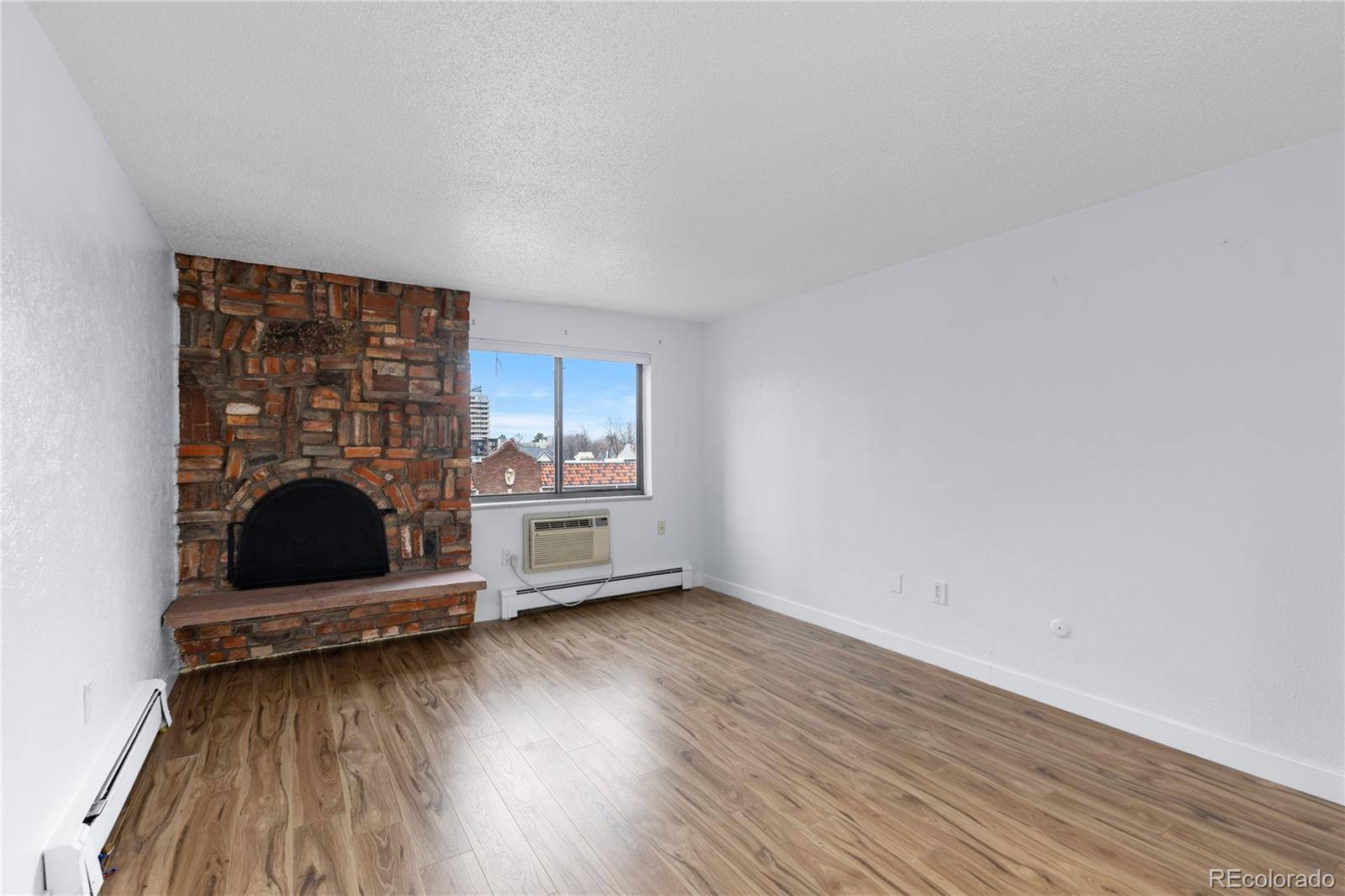 Denver, CO 80218,1008 N Corona ST #405