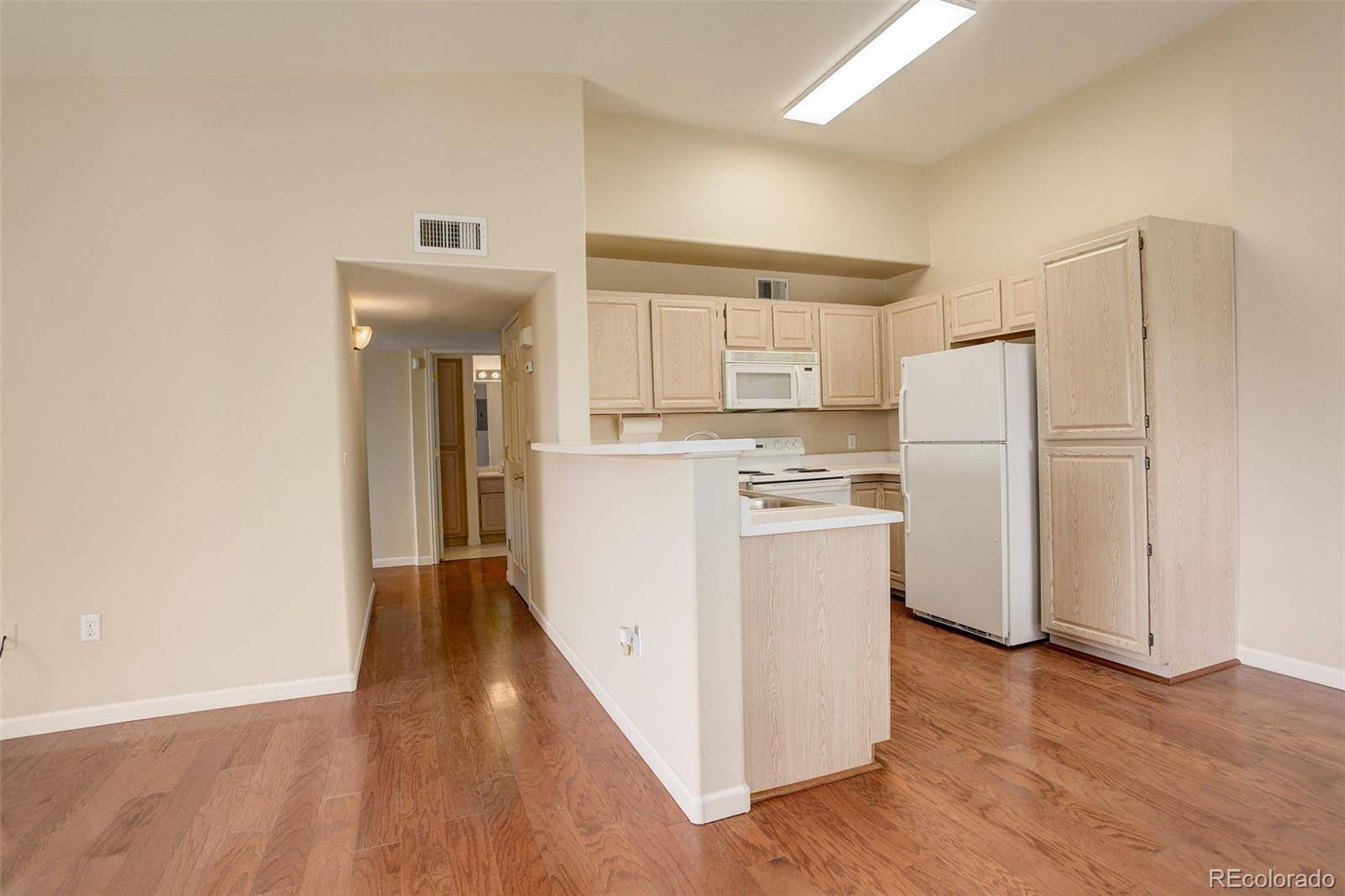 Broomfield, CO 80020,1120 Opal ST #203