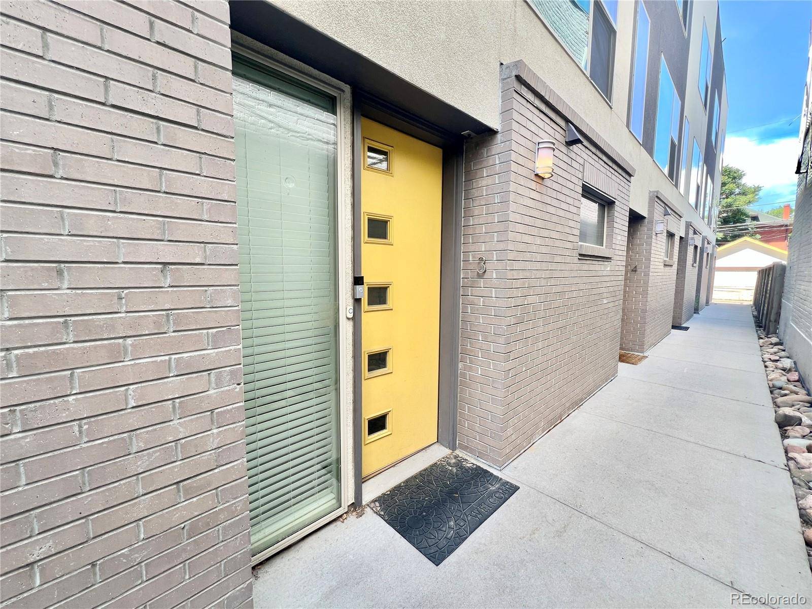 Denver, CO 80205,2065 N Downing ST #3