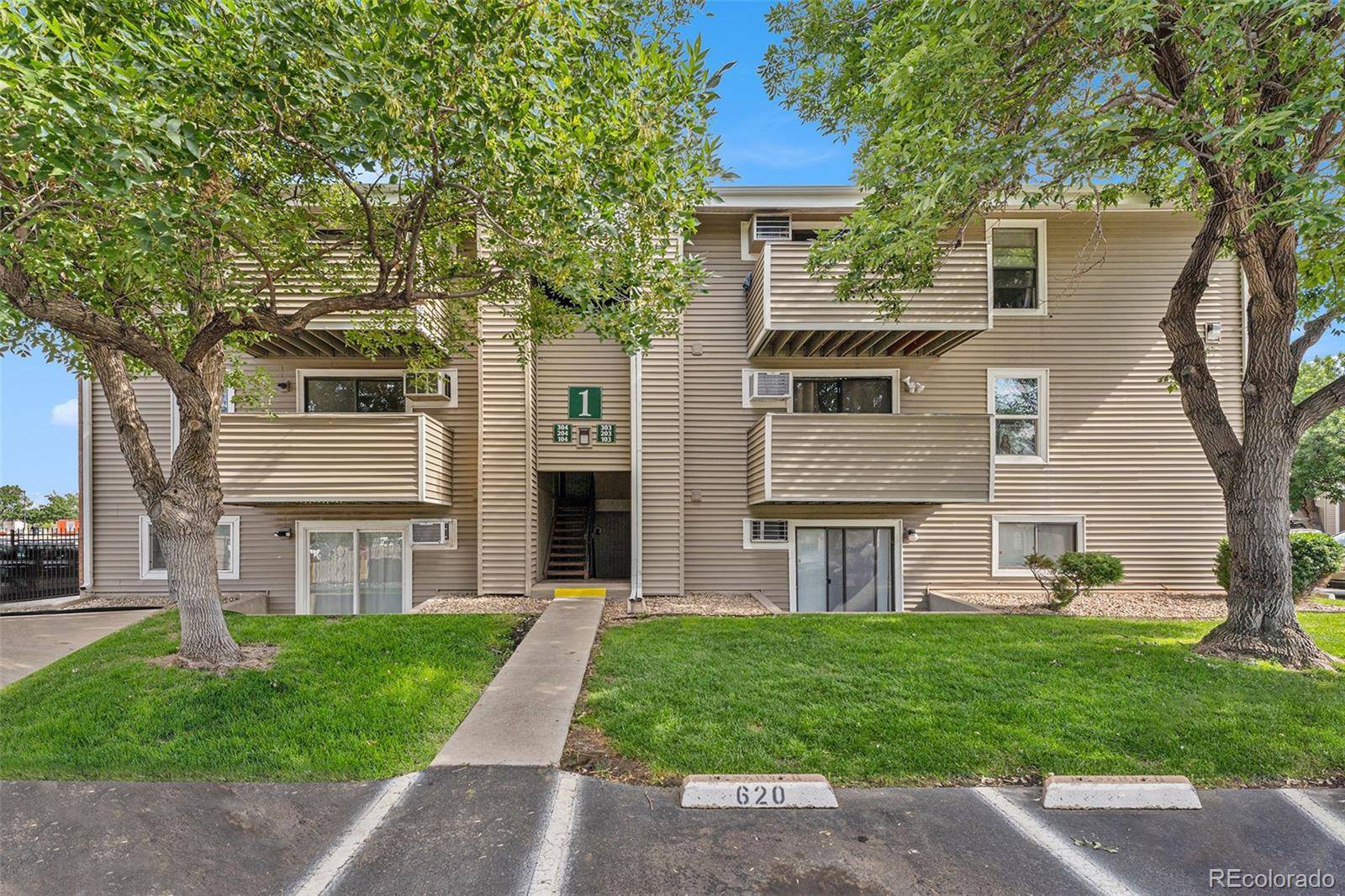 Denver, CO 80247,10150 E Virginia AVE #1-203