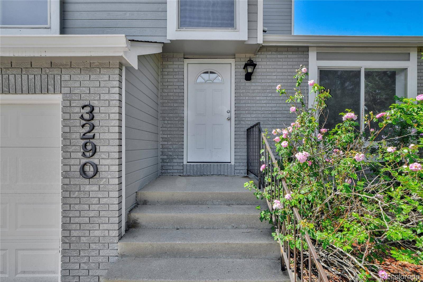 Colorado Springs, CO 80920,3290 Bunker Hill DR