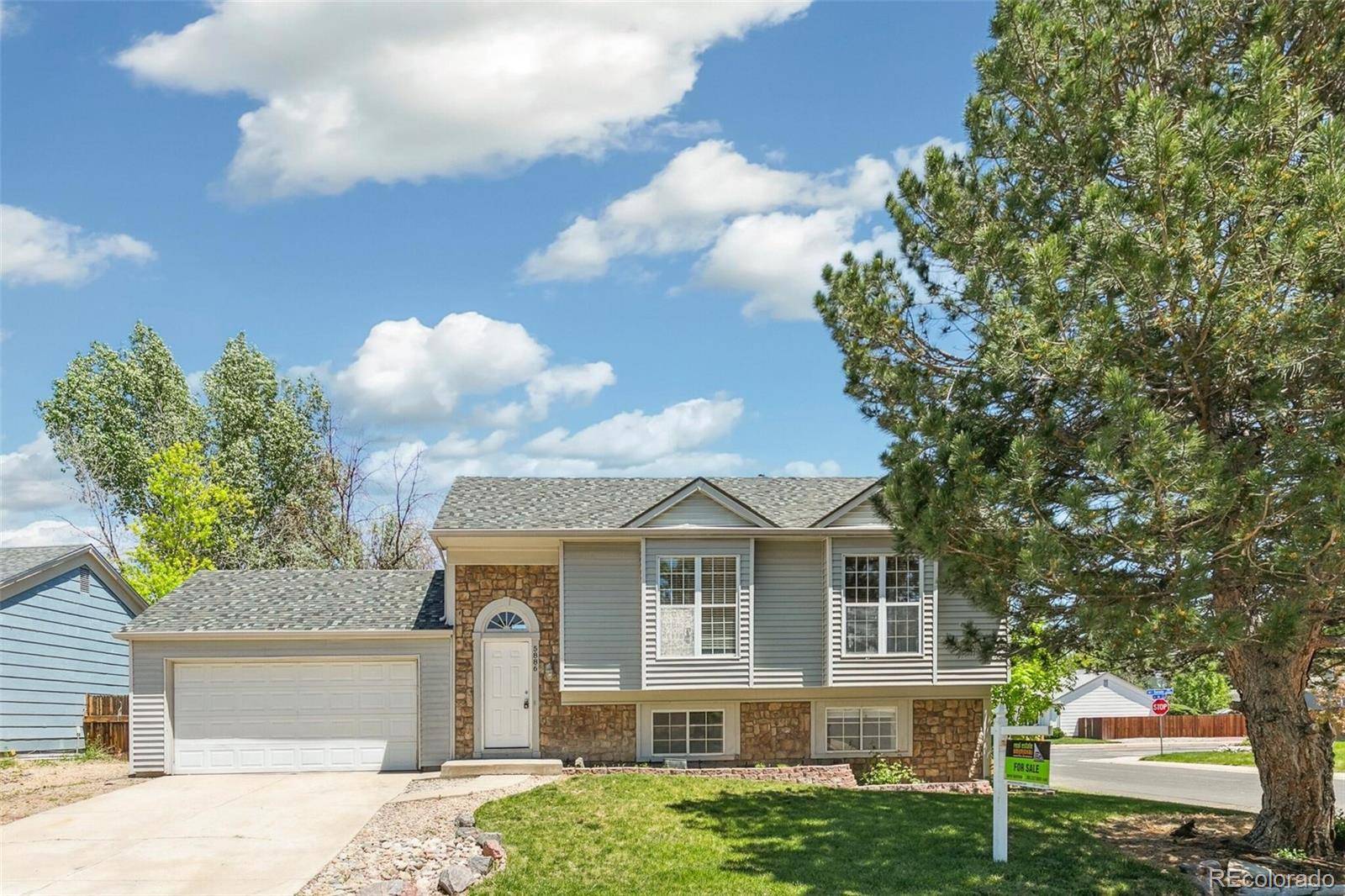 Centennial, CO 80015,5886 S Nepal WAY