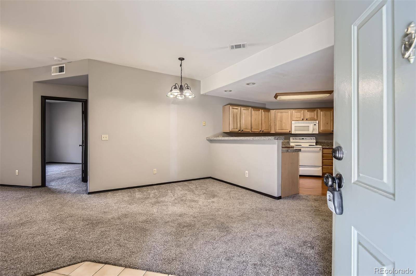 Englewood, CO 80112,8681 E Dry Creek RD #C111