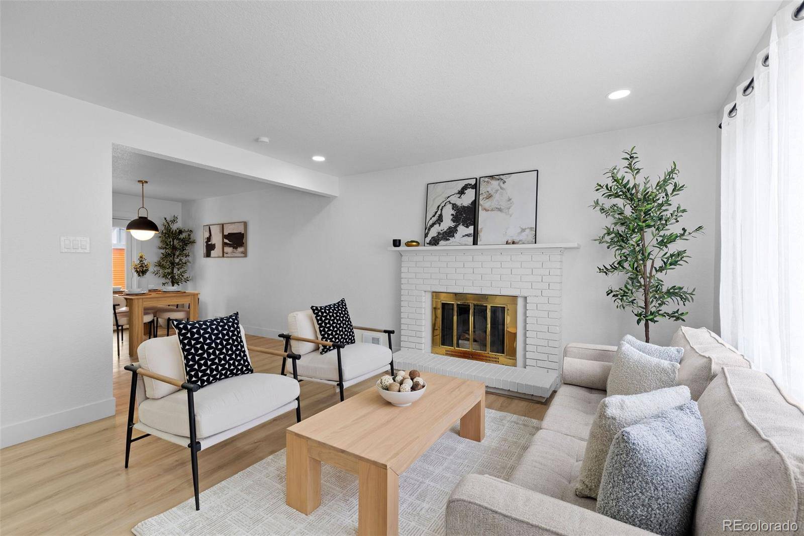 Denver, CO 80236,3055 S Winona CT