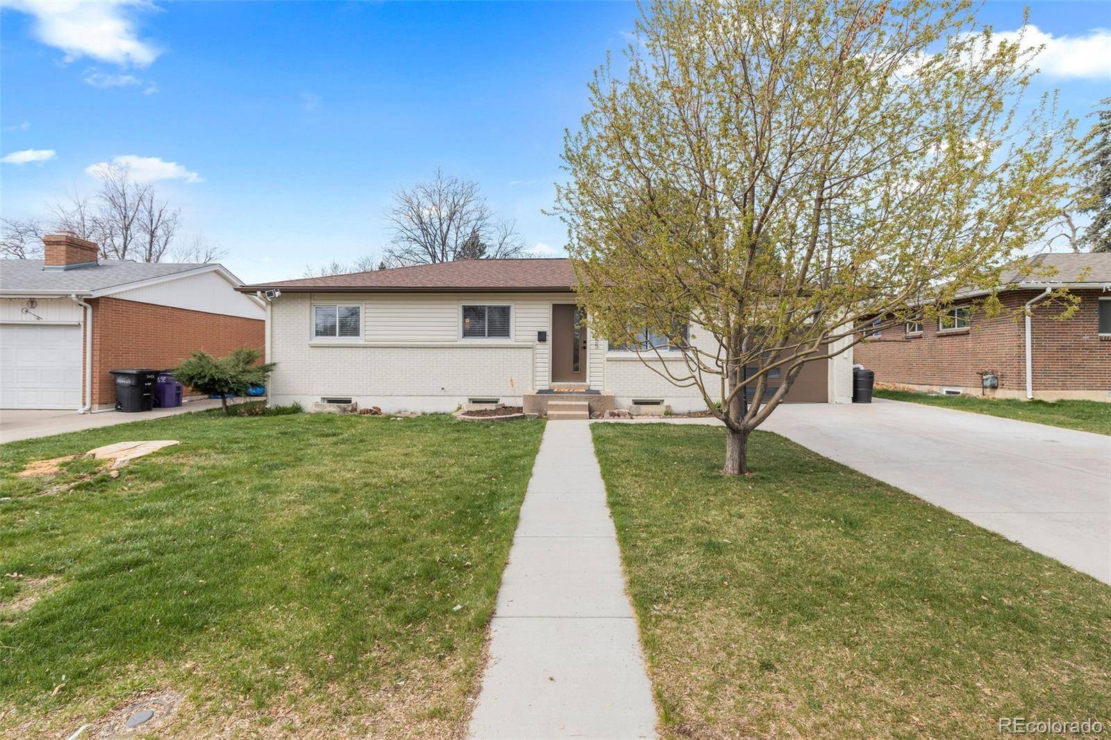 Denver, CO 80236,3055 S Winona CT