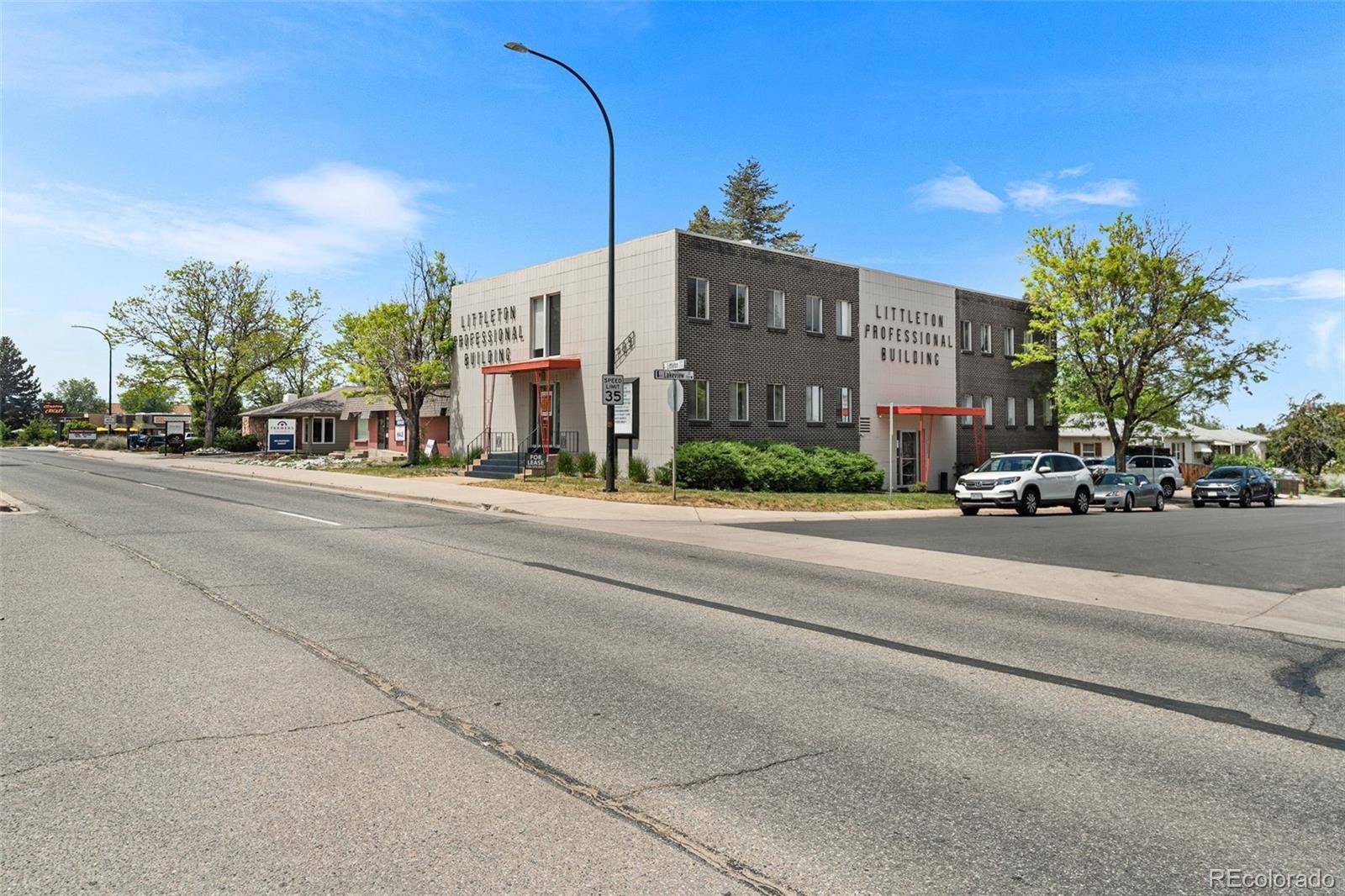 Littleton, CO 80120,709 W Littleton BLVD