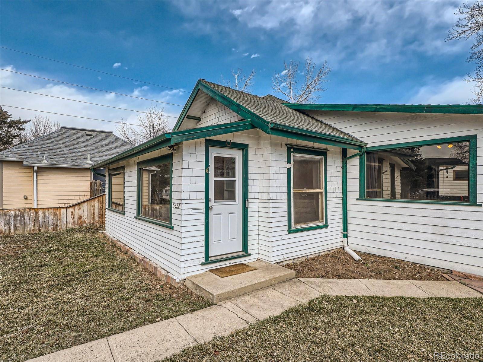 Arvada, CO 80002,5622 Allison ST