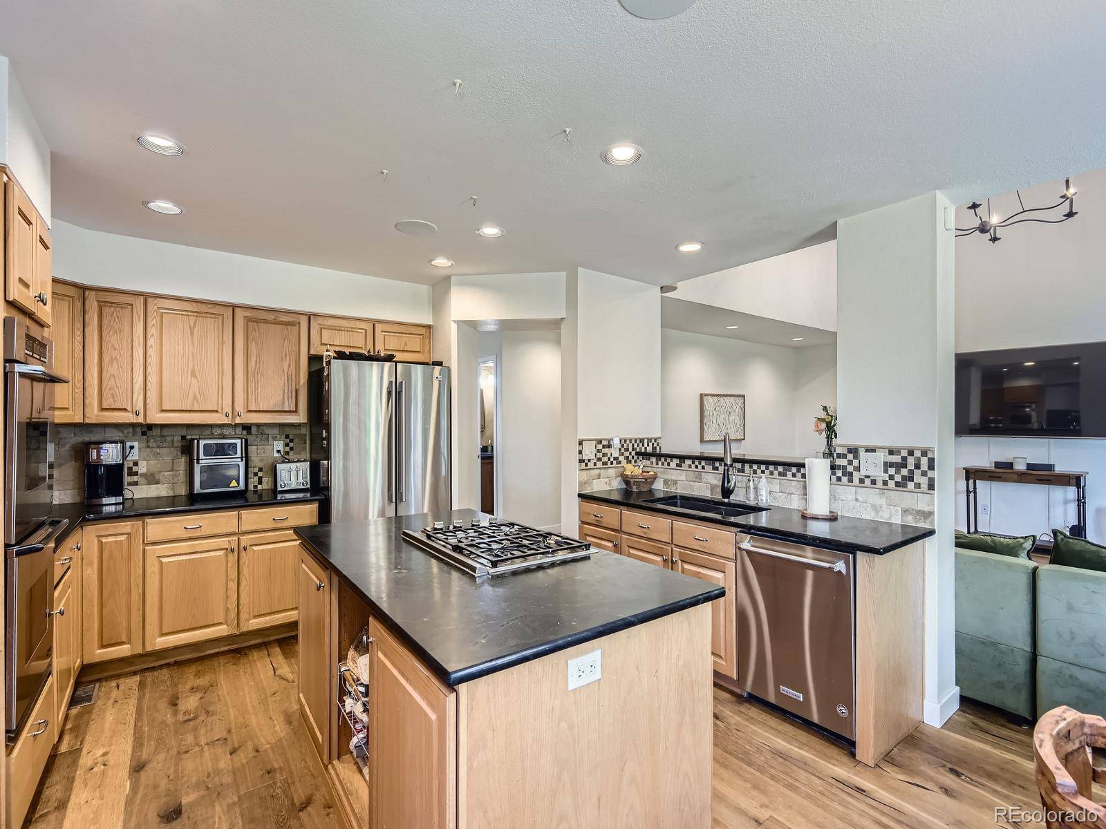 Highlands Ranch, CO 80130,6887 Chestnut Hill ST