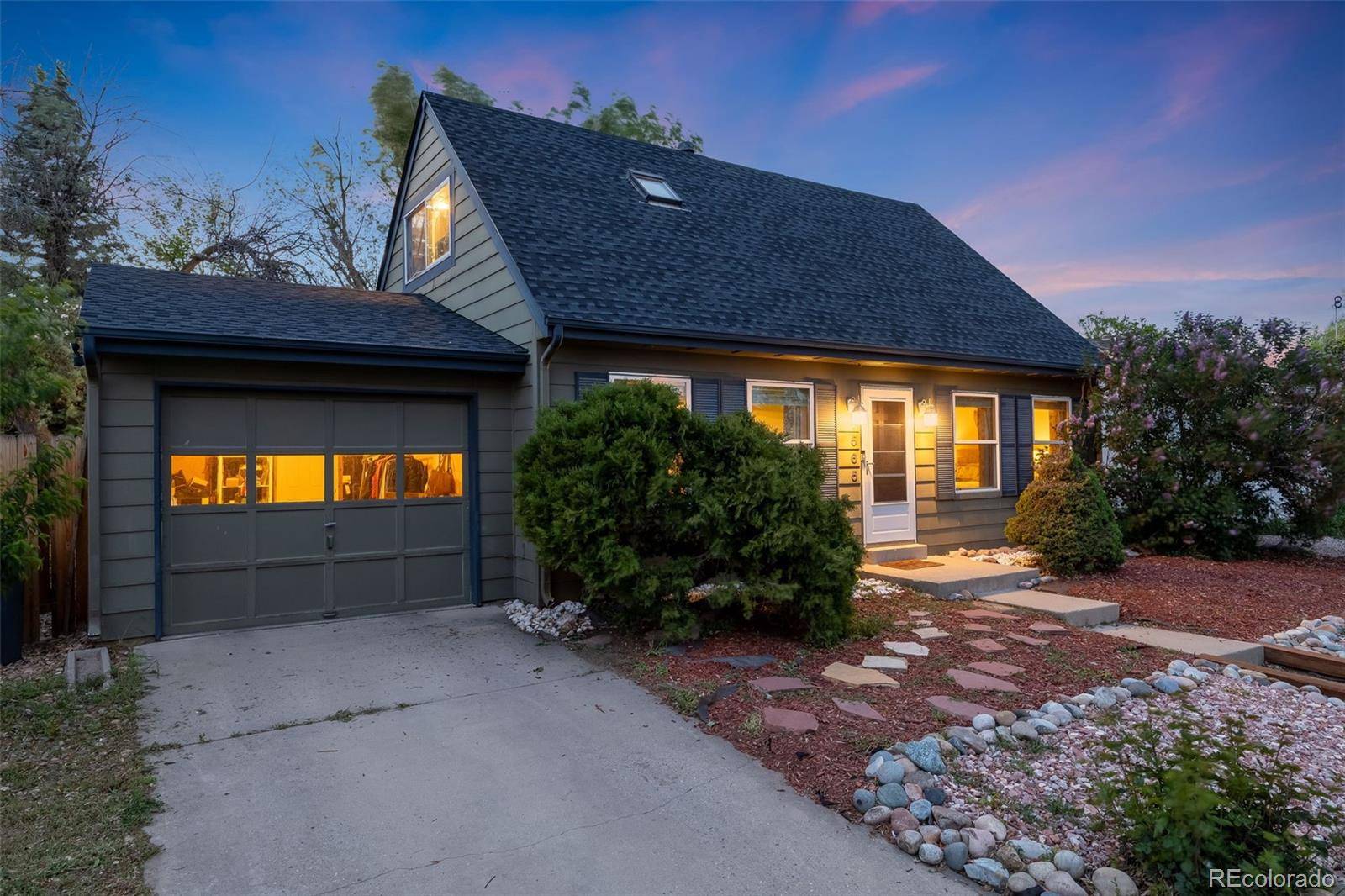 Lafayette, CO 80026,1565 Sagrimore CIR