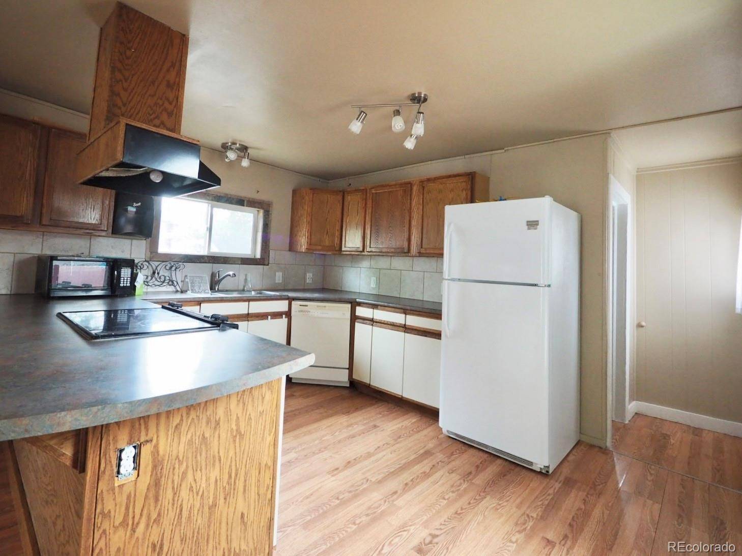 Longmont, CO 80501,230 Emery ST