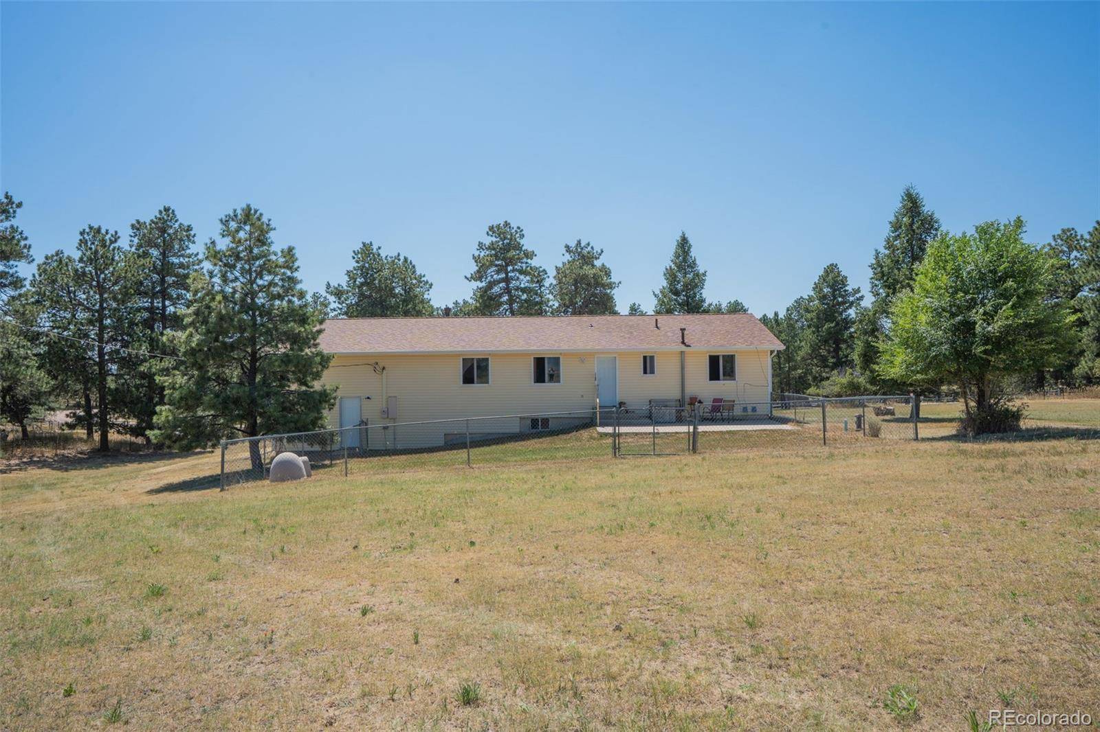 Elizabeth, CO 80107,1647 Buttercup RD