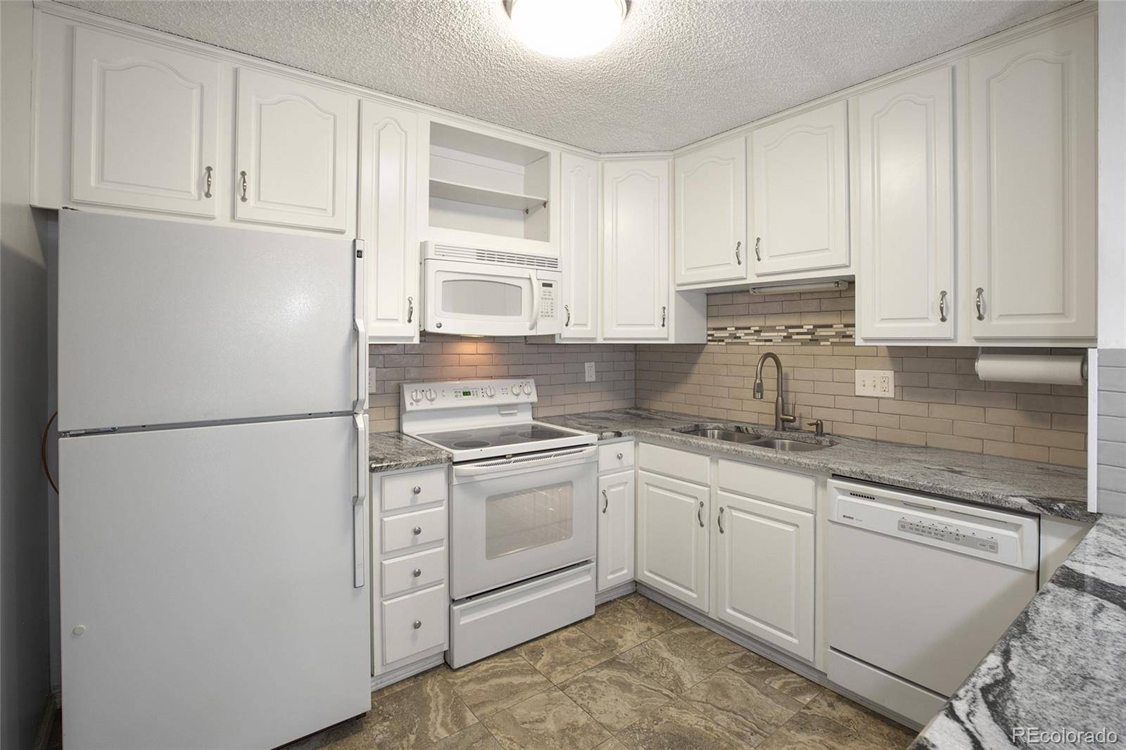 Denver, CO 80224,3465 S Poplar ST #308