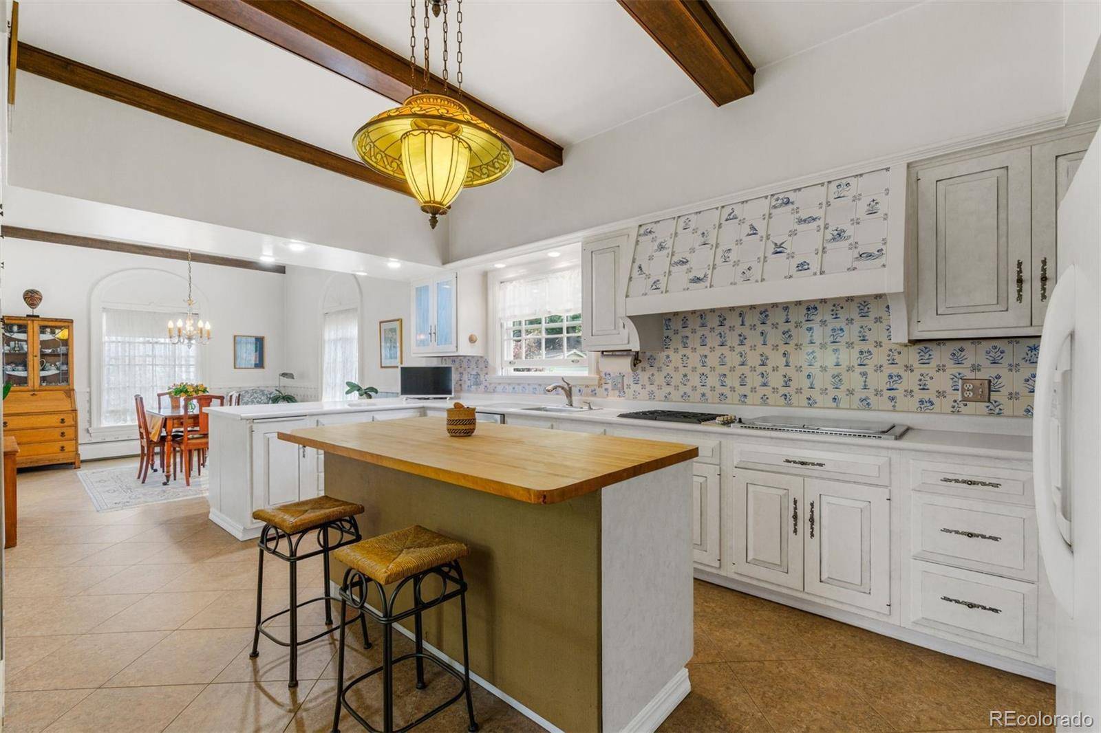 Colorado Springs, CO 80907,1415 N Cascade AVE