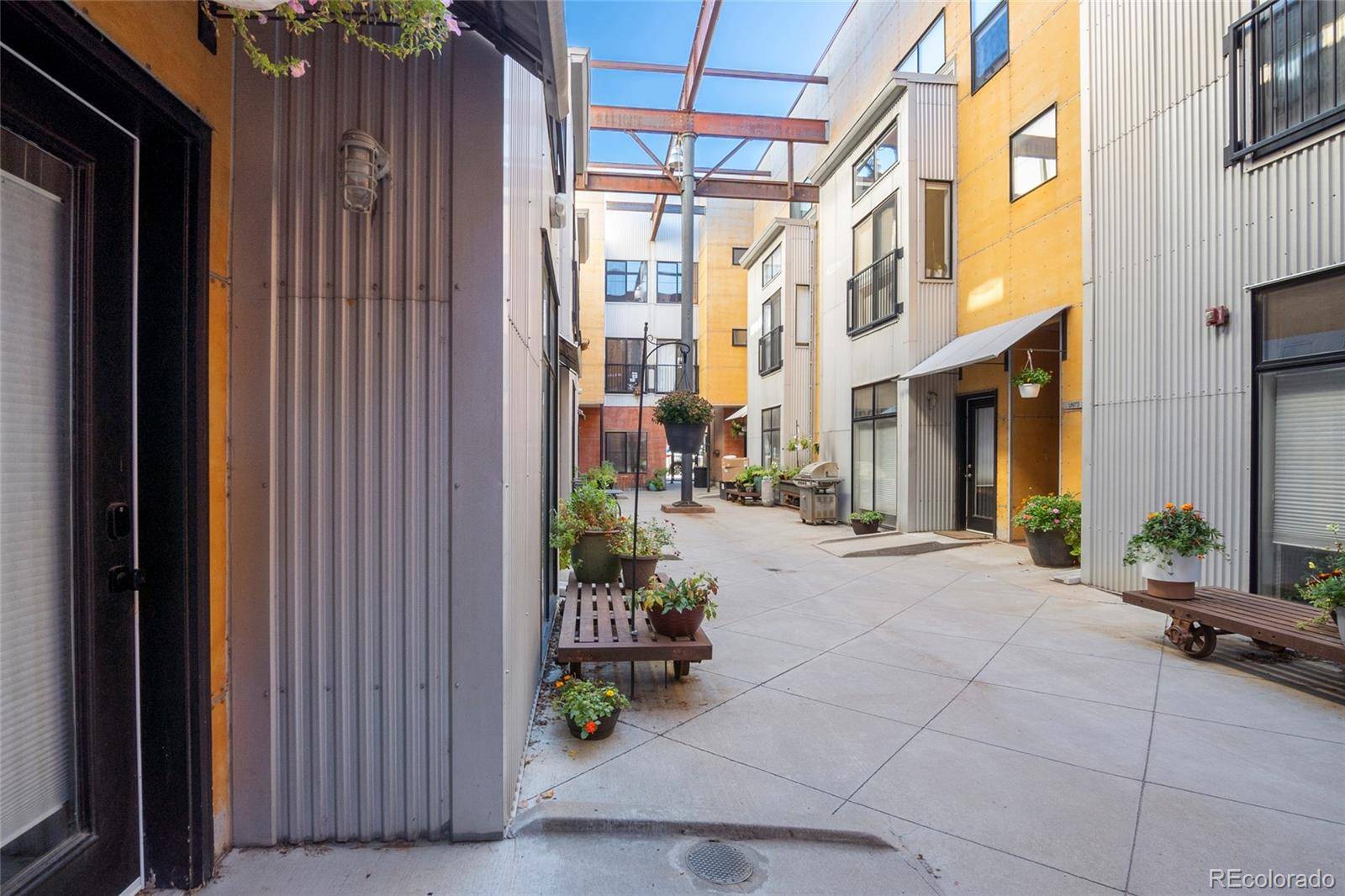 Denver, CO 80205,3225 Blake ST #8