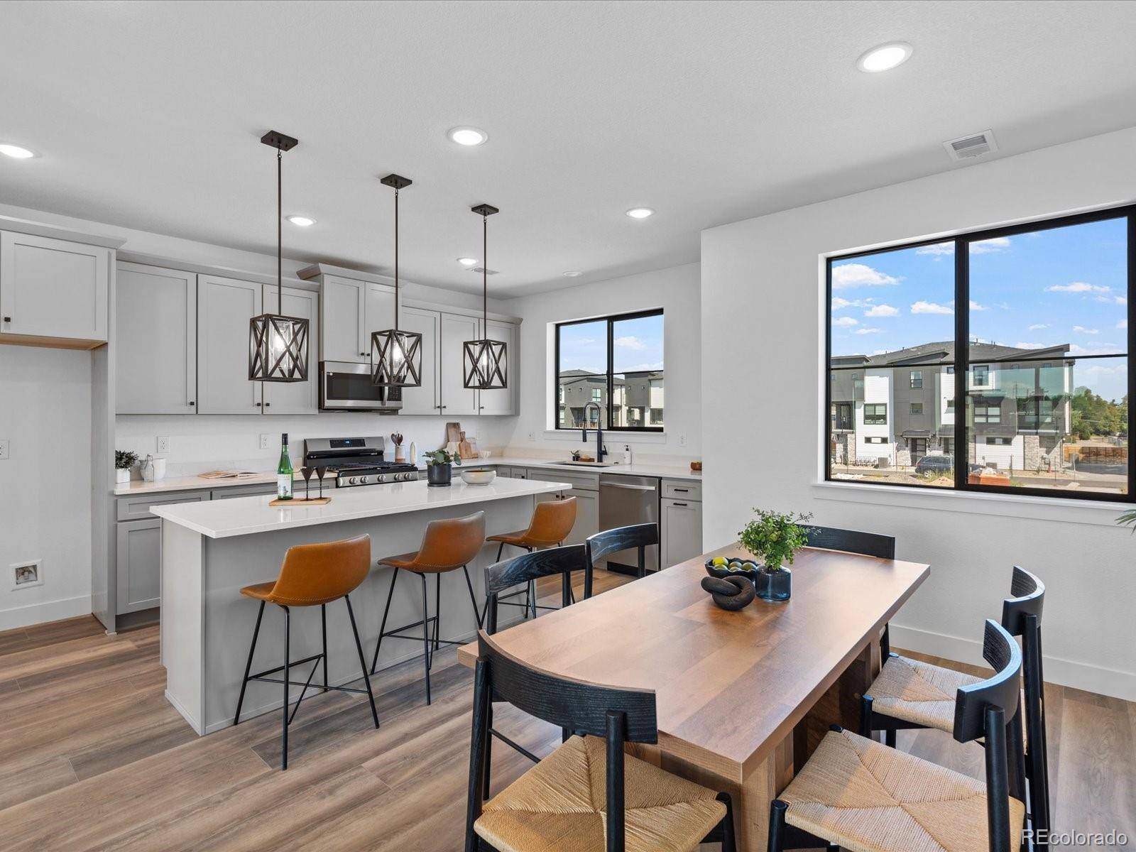 Denver, CO 80222,2078 S Holly ST #3