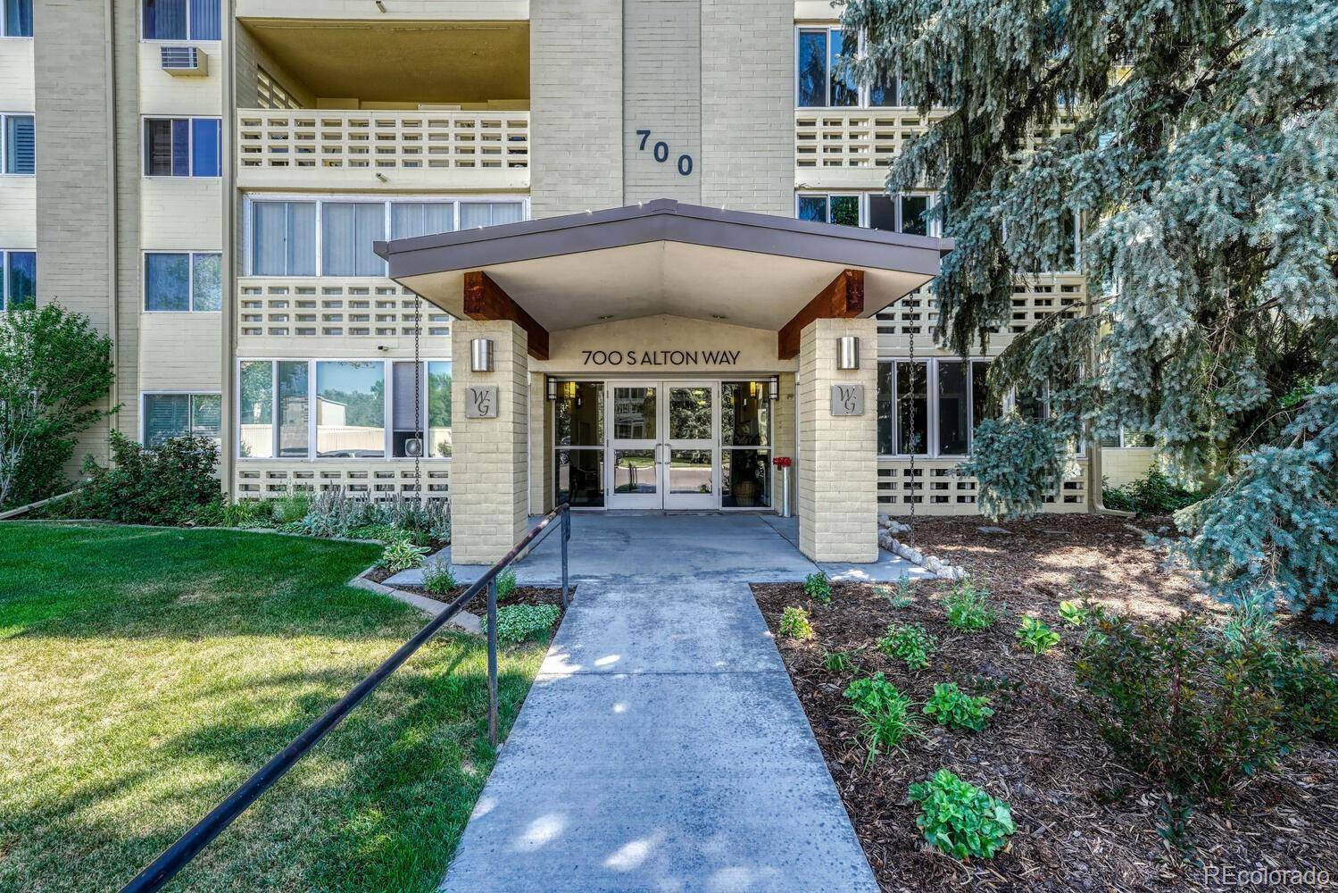 Denver, CO 80247,700 S Alton WAY #12C