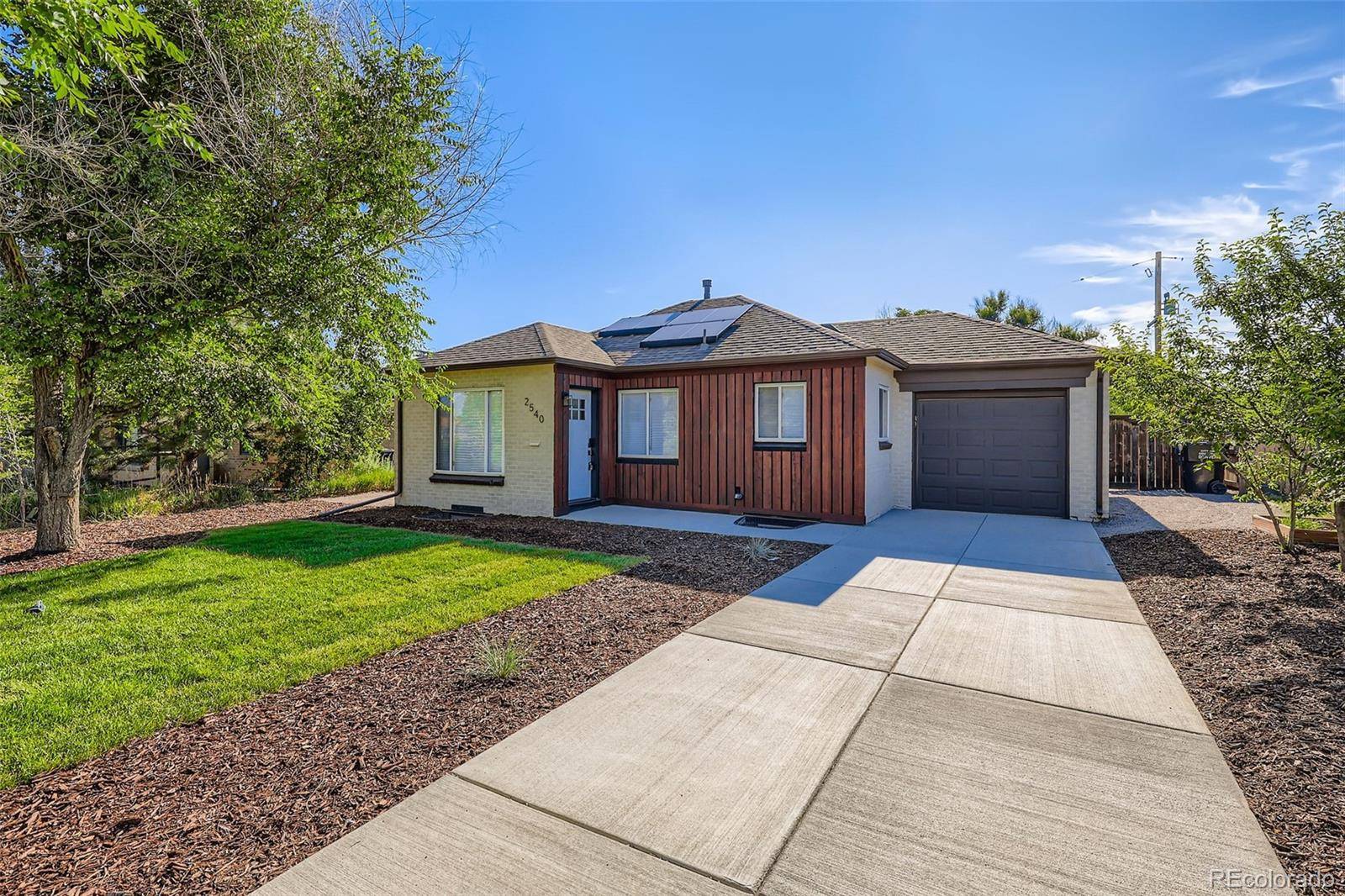 Denver, CO 80207,2540 Poplar ST