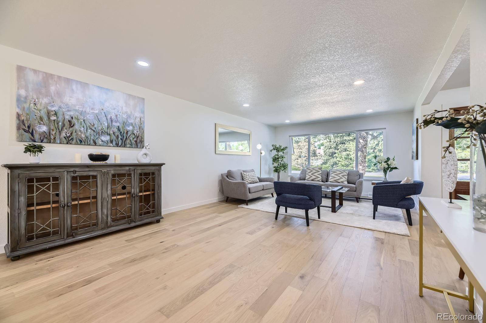 Boulder, CO 80301,2101 Champlain DR
