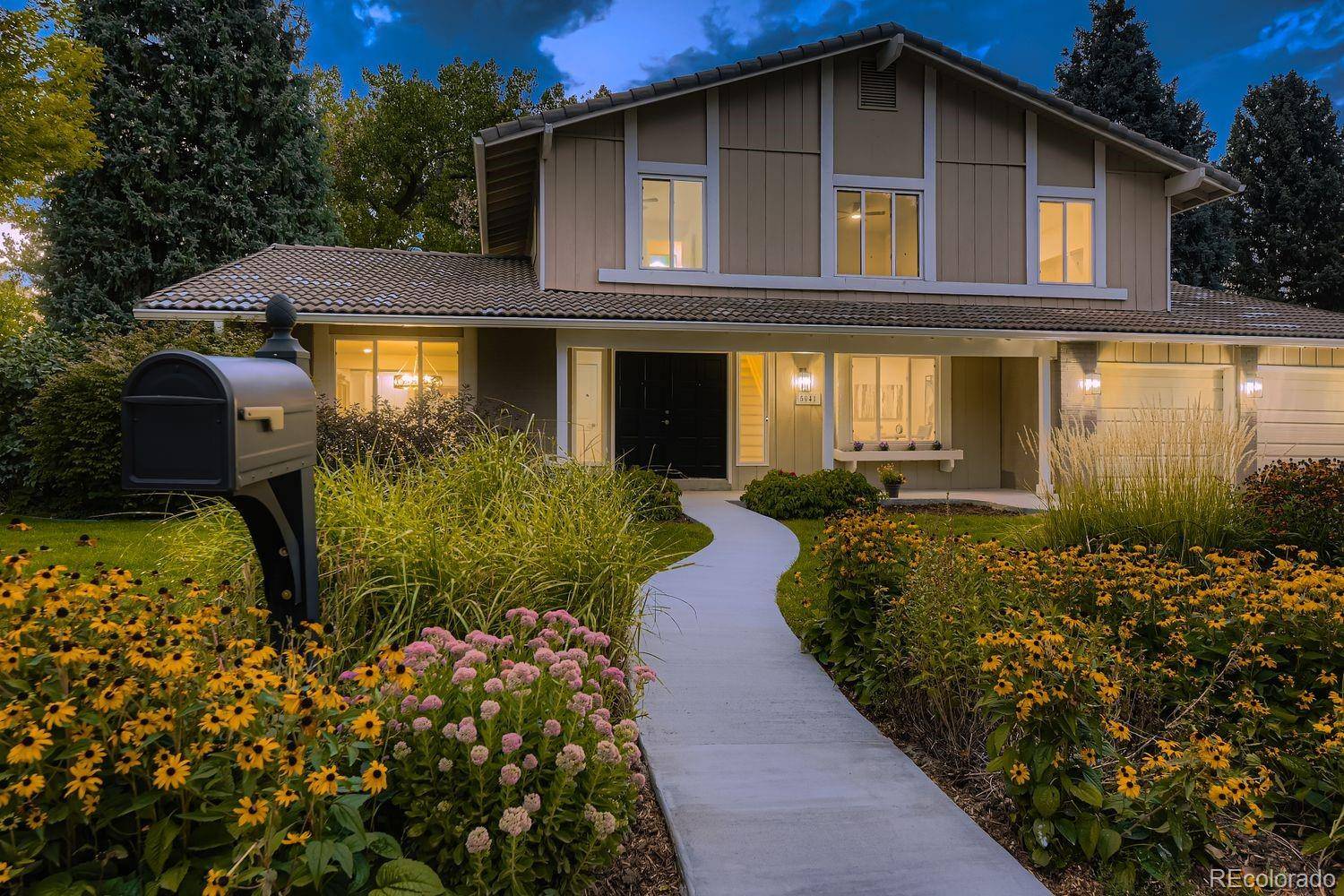 Littleton, CO 80128,5041 W Portland DR