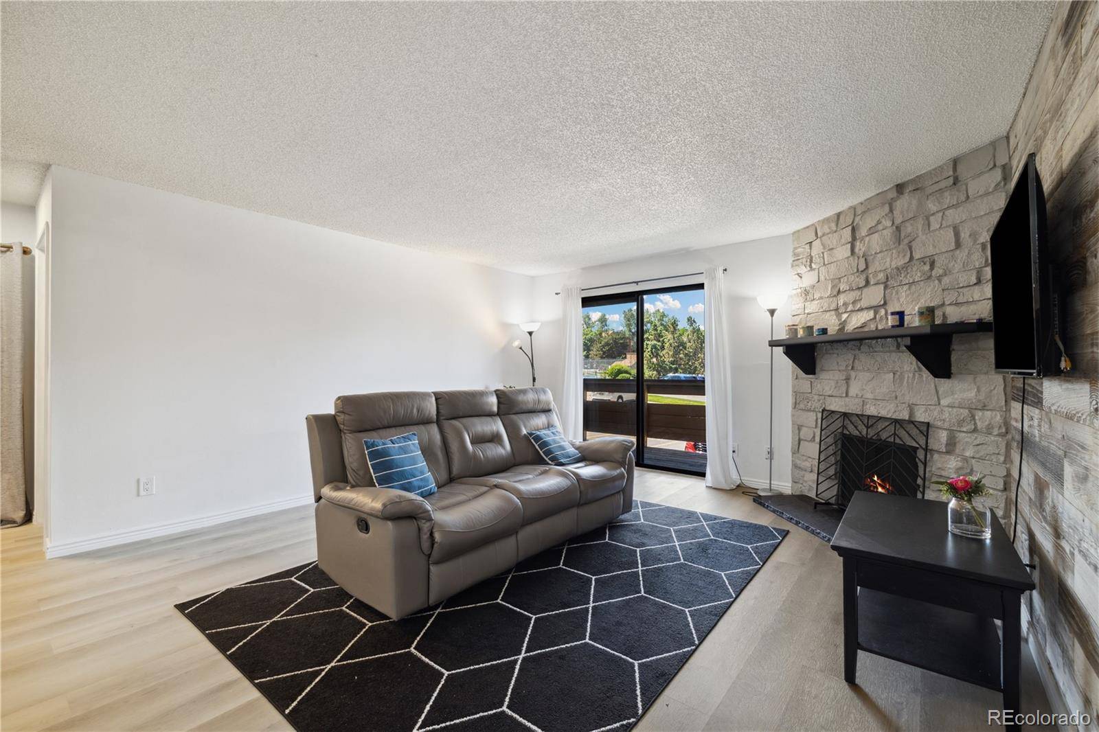 Lakewood, CO 80228,420 Zang ST #3-208