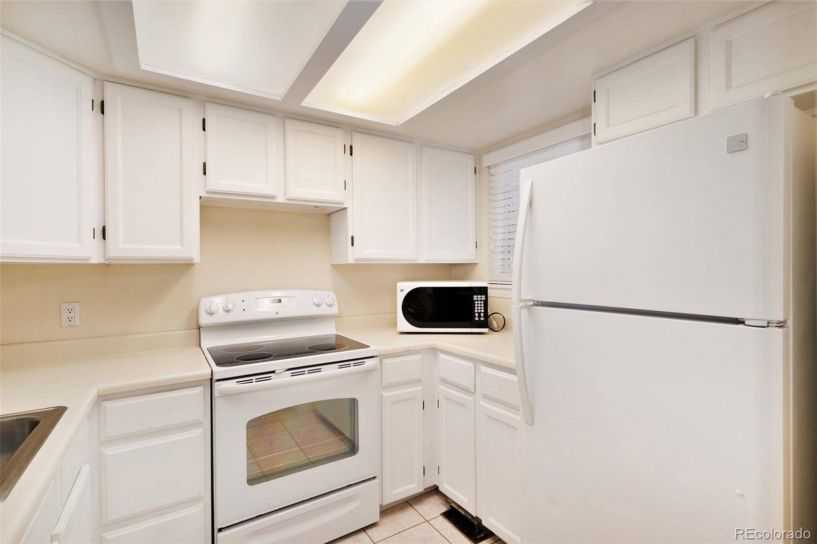 Lakewood, CO 80227,1915 S Balsam ST