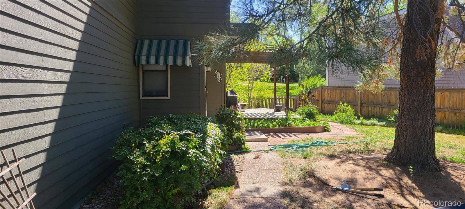 Littleton, CO 80120,1034 W Peakview CIR