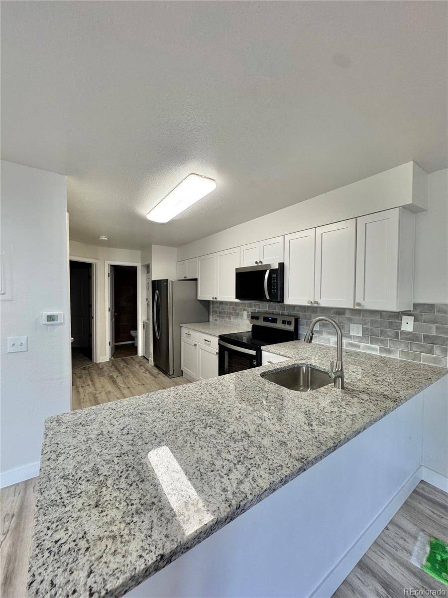 Aurora, CO 80012,912 S Dearborn WAY #3
