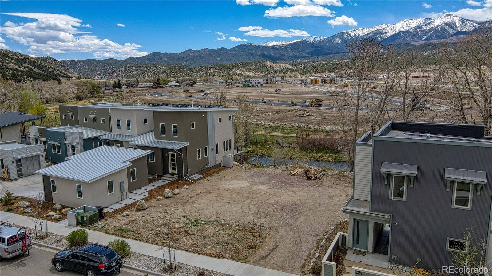 Salida, CO 81201,213 Two Rivers RD