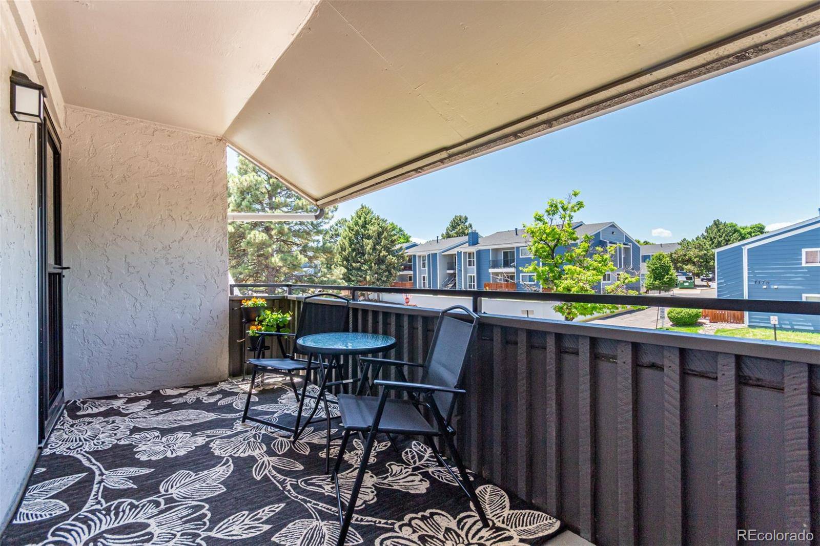 Centennial, CO 80122,2301 E Fremont AVE #W08