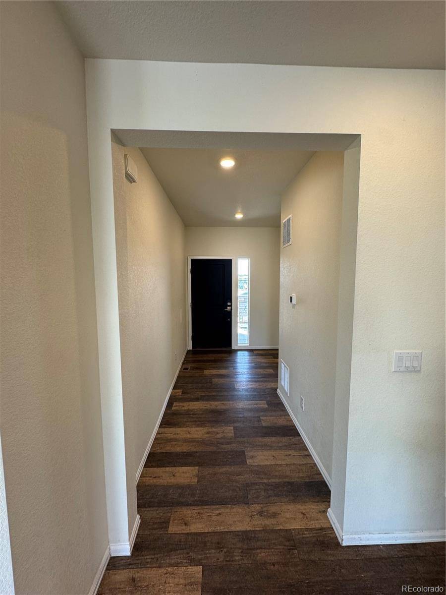 Elizabeth, CO 80107,914 Peach Leaf LN