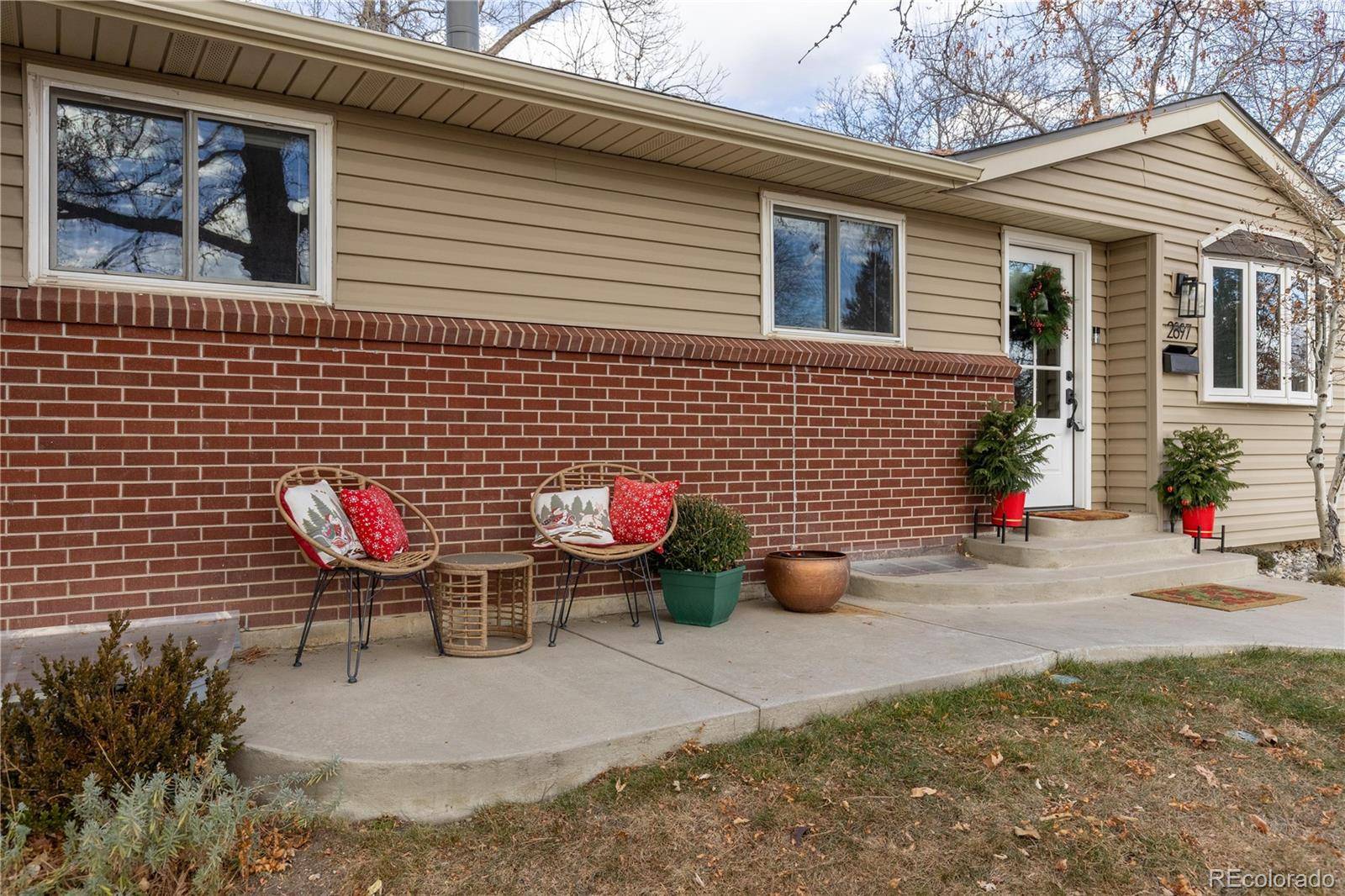 Centennial, CO 80121,2897 E Weaver PL