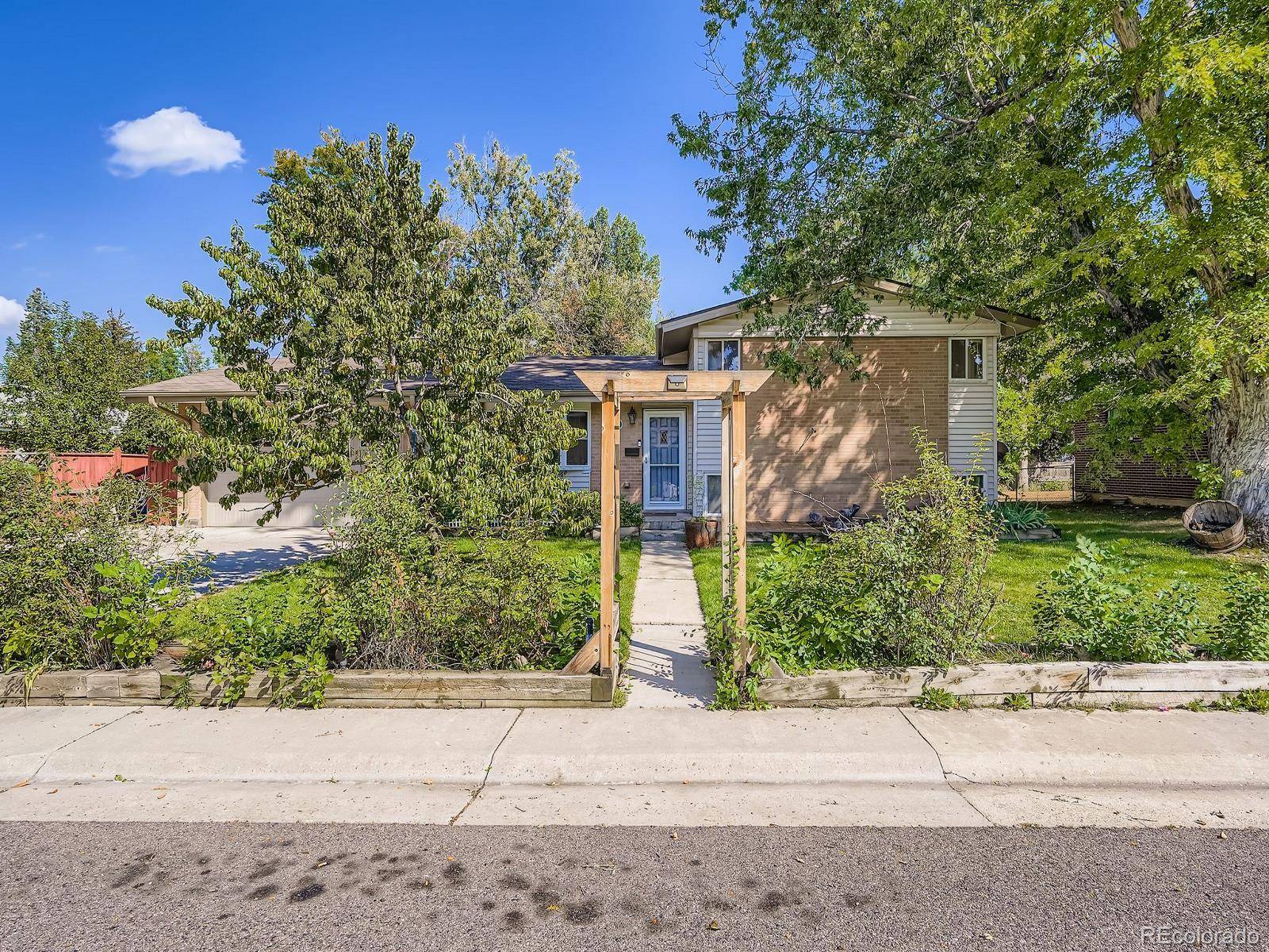 Arvada, CO 80004,6144 Pierson ST