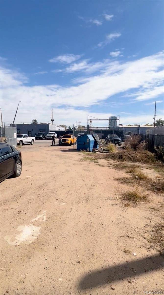 Denver, CO 80216,5275 Adams ST