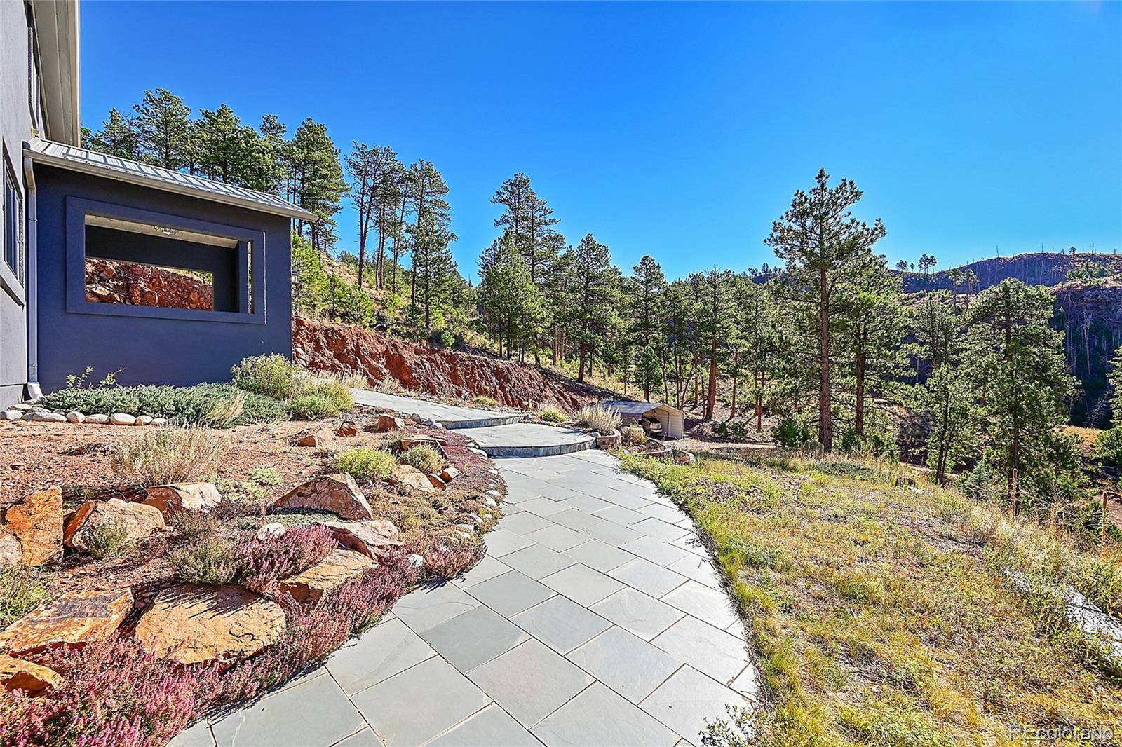 Woodland Park, CO 80863,13792 S State Highway 67