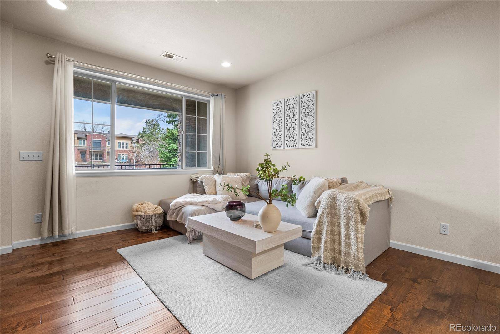 Centennial, CO 80112,9071 E Phillips DR