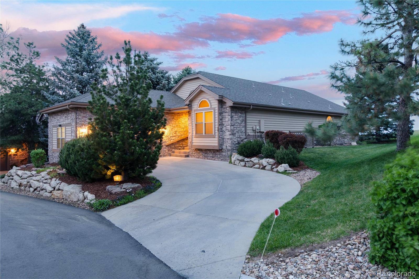 Castle Pines, CO 80108,24 Klingen Gate LN