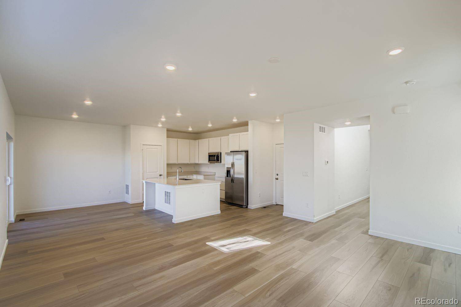 Thornton, CO 80602,6879 Juniper DR