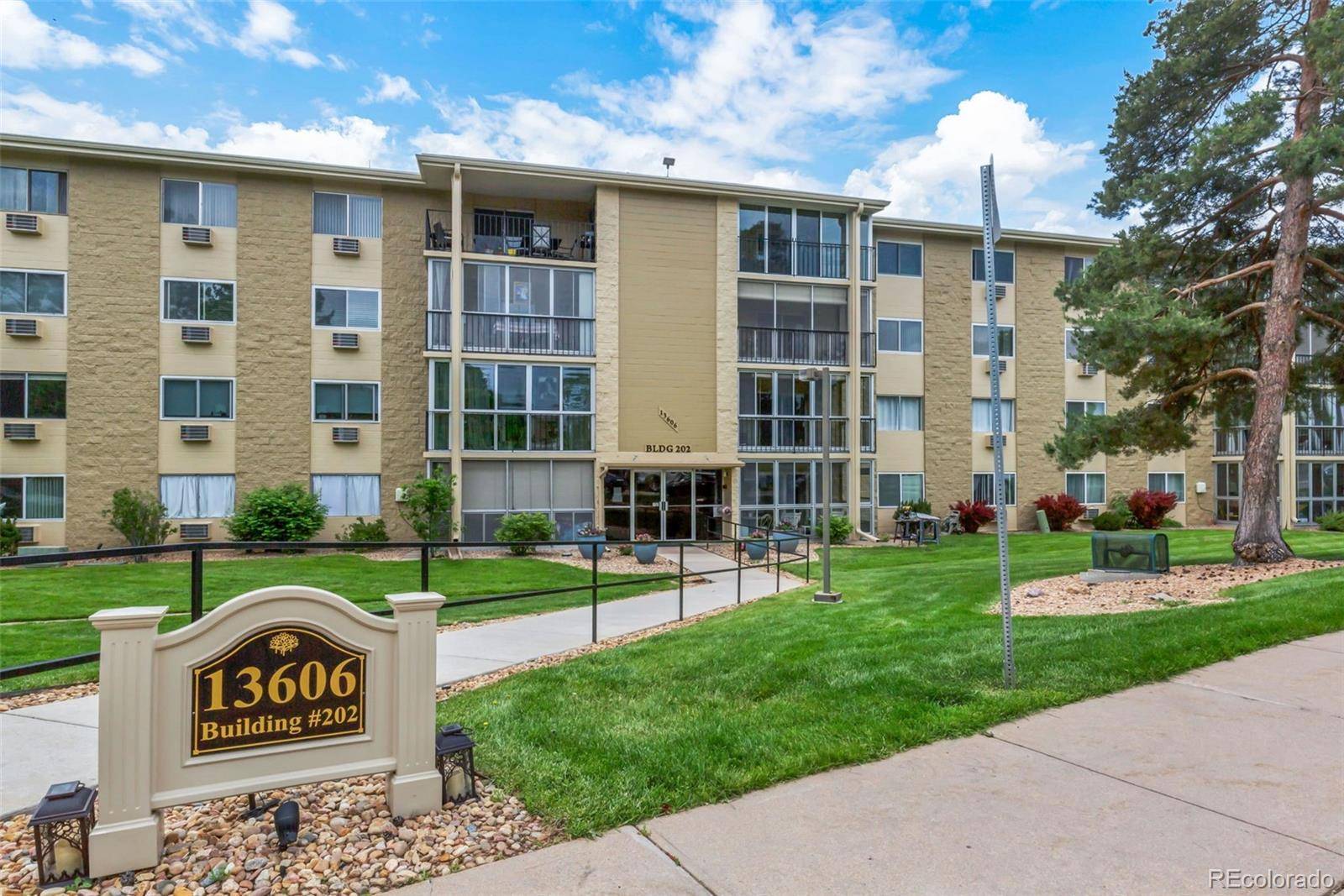 Aurora, CO 80014,13606 E Bates AVE #304