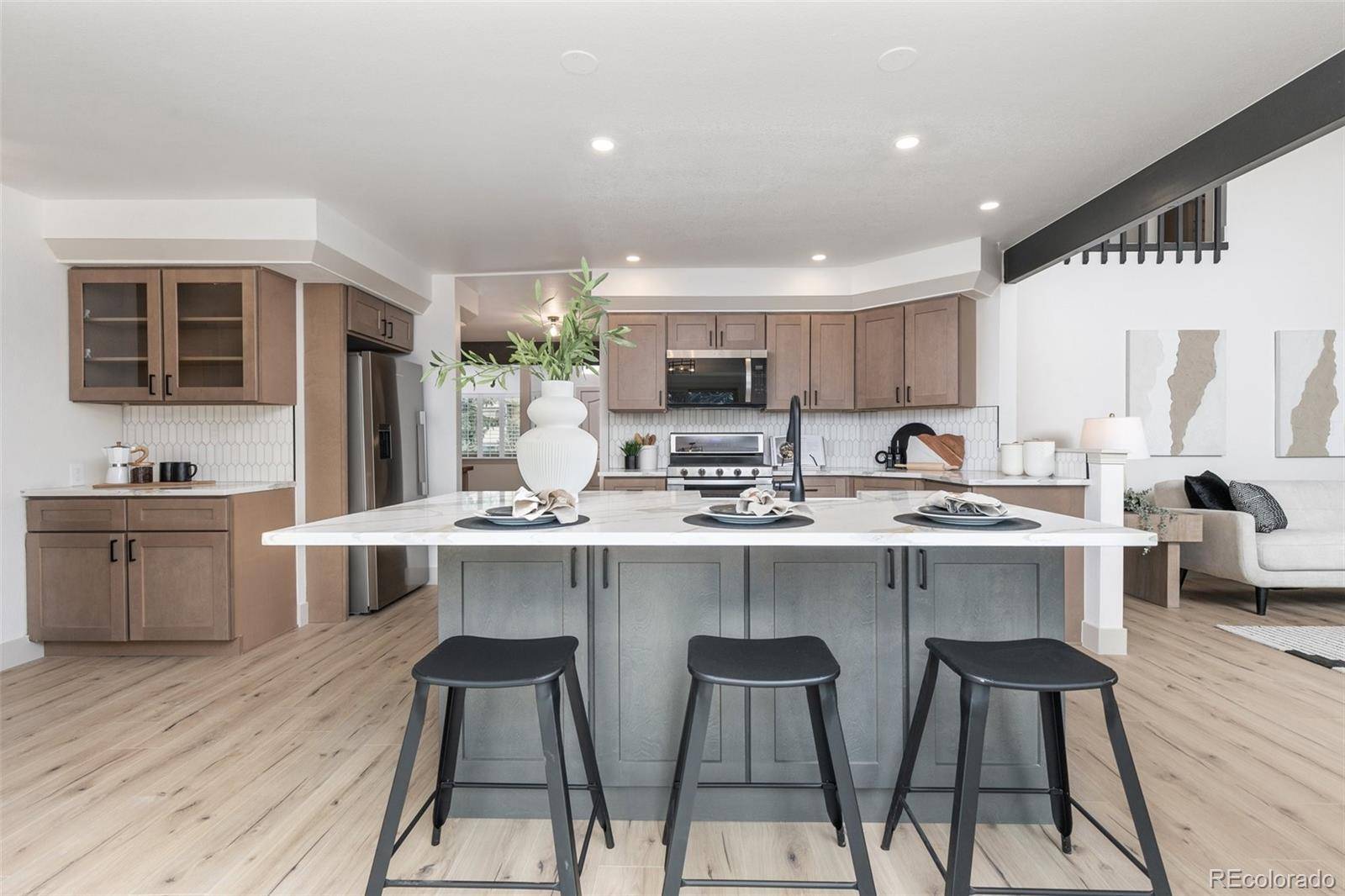 Arvada, CO 80004,5814 Cole WAY