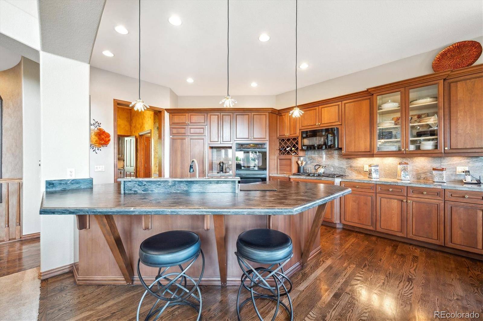 Morrison, CO 80465,16134 Sandstone DR